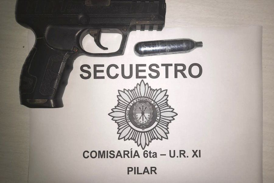 Secuestro de pistola- Foto URXI