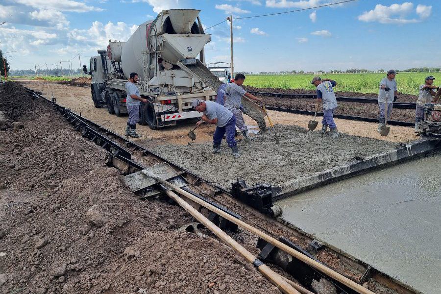 Pavimentación calle Manfredi