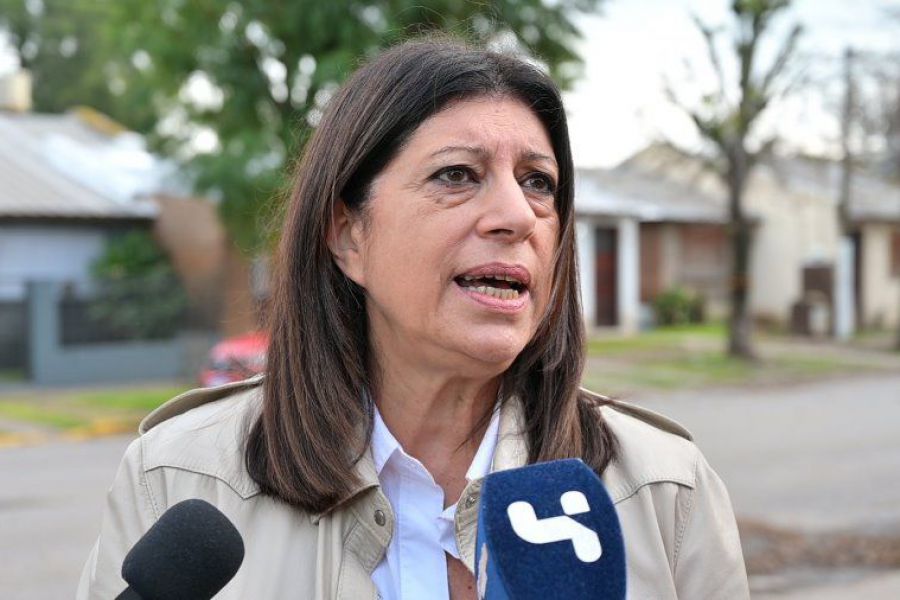 Clara García: «Que Perotti vuelva y se haga cargo de no haber cumplido con la promesa de paz y orden»