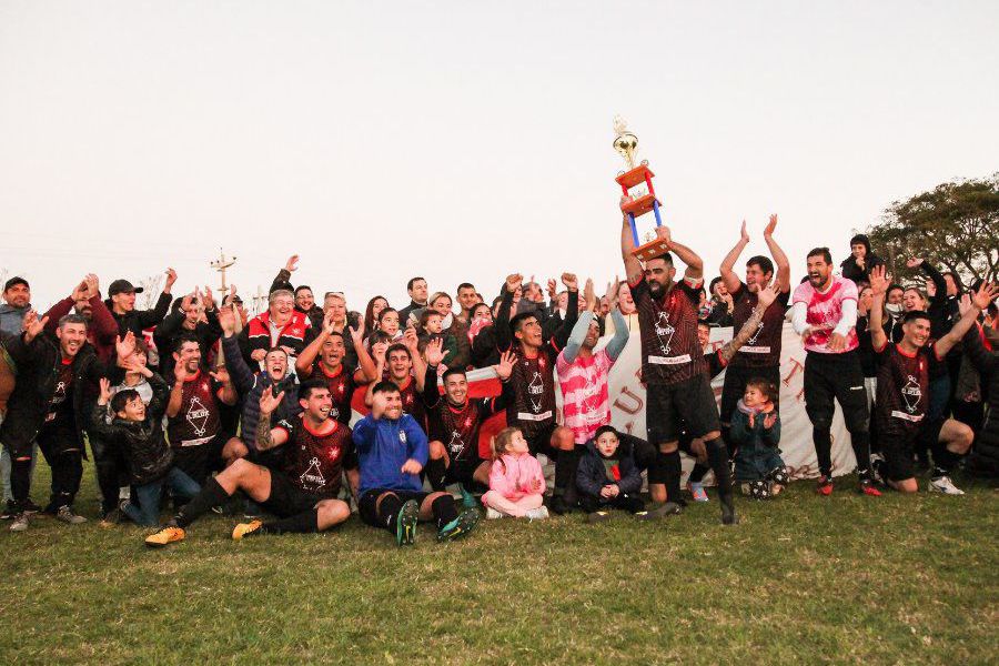 Estrella Roja campeón del Apertura - Liga Las Colonias