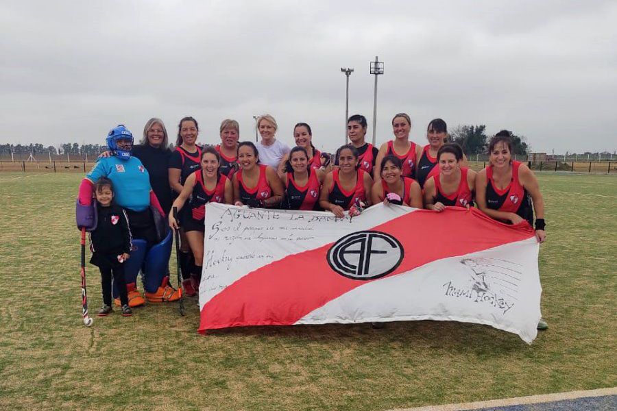 Goleada para festejar el centenario