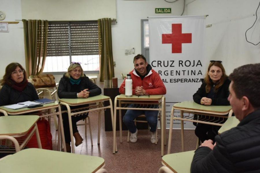 Pirola en la Cruz Roja Argentina Filial Esperanza
