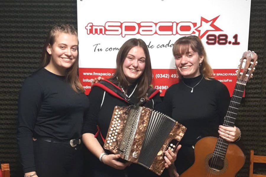 Las Hermanas Vince en FM Spacio