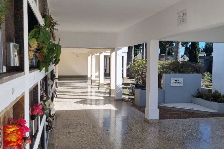 Mantenimiento Comunal en Cementerio