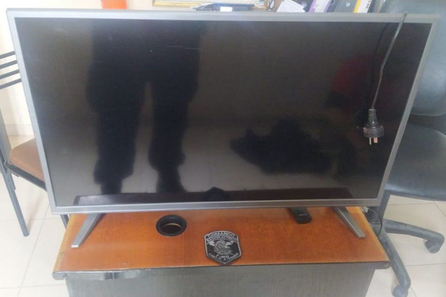 TV recuperada en asentamiento - Foto URXI