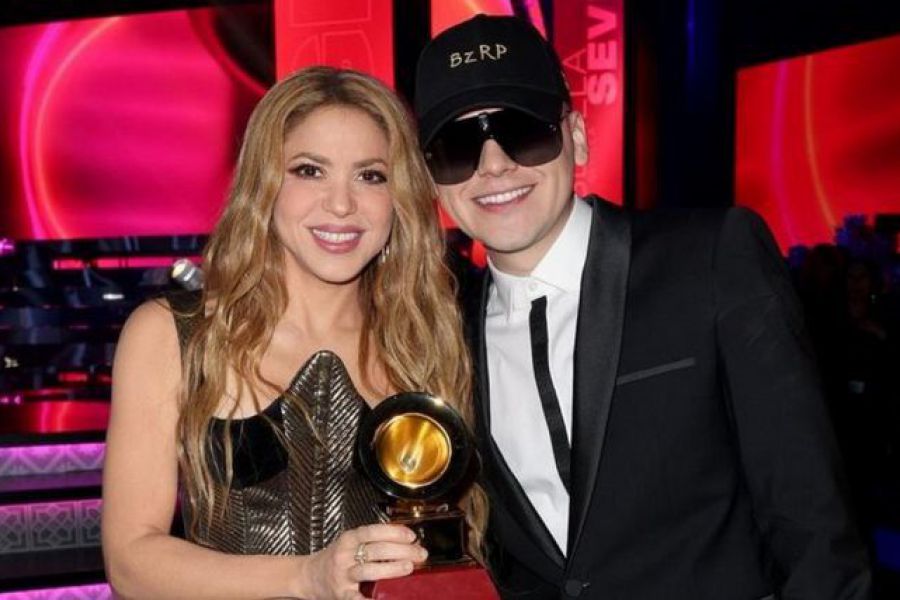 BZRP con Shakira en los Latin Grammy