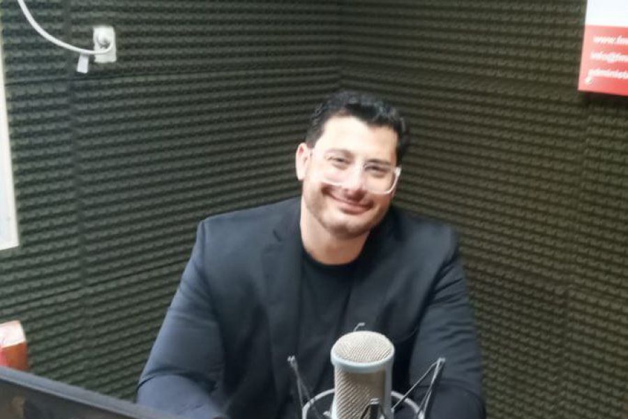 Julián Ovando en FM Spacio