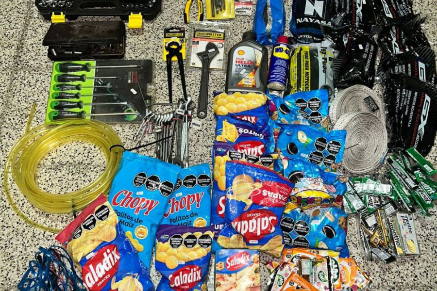 Secuestro de herramientas y comida - Foto URXI