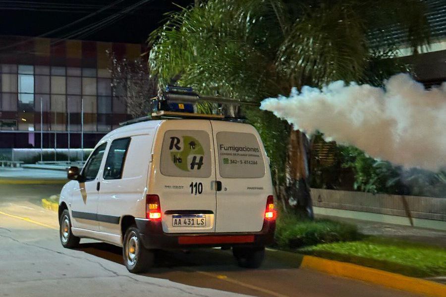 Fumigación preventiva del dengue