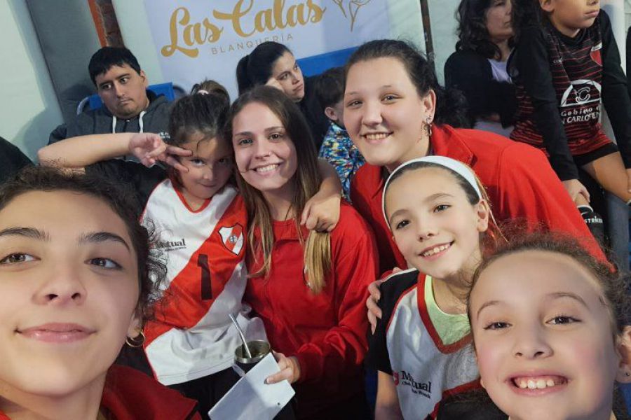 Voley CAF en Villa Dora