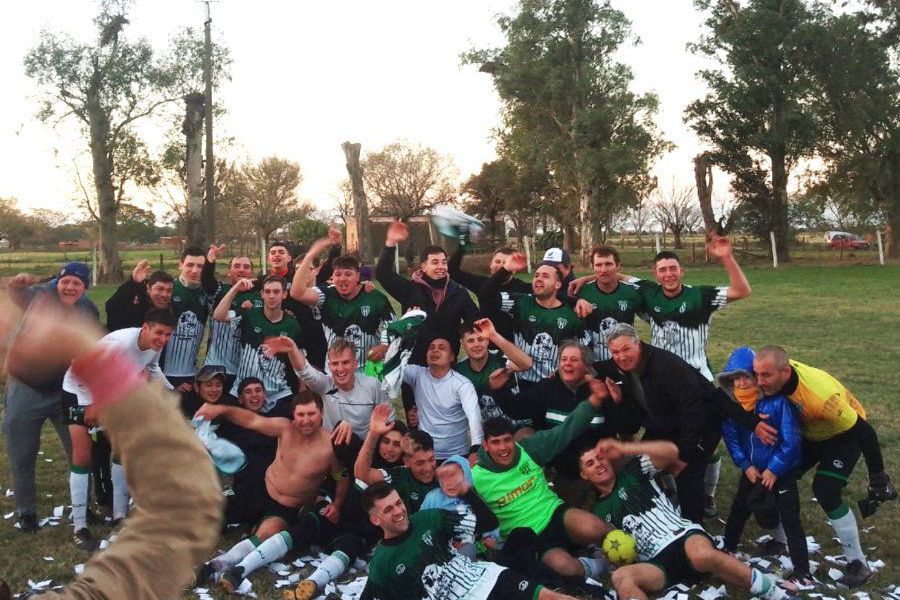 Santa María Campeón en Liga Las Colonias