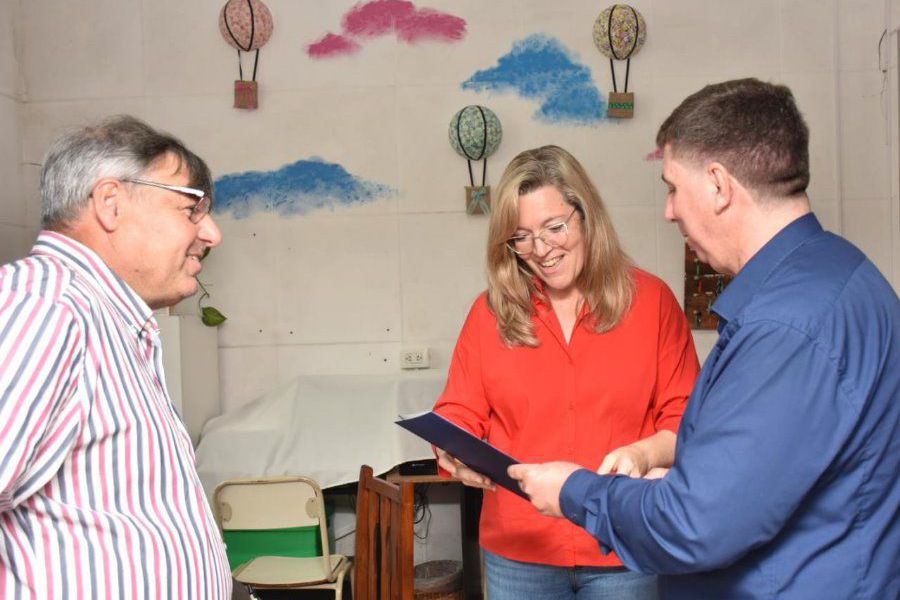 Pirola y Van Strate cerca de las instituciones
