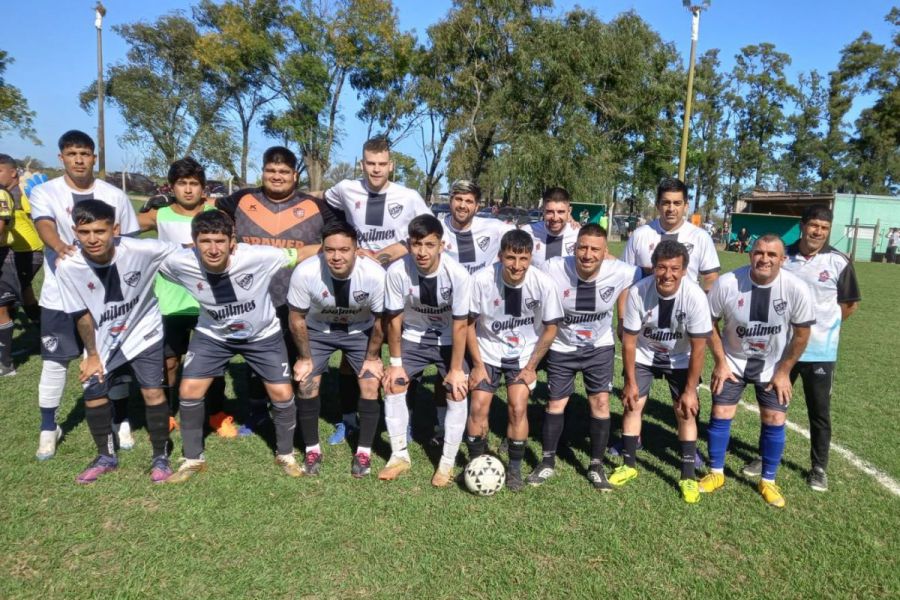 Liga Las Colonias en Central Matilde
