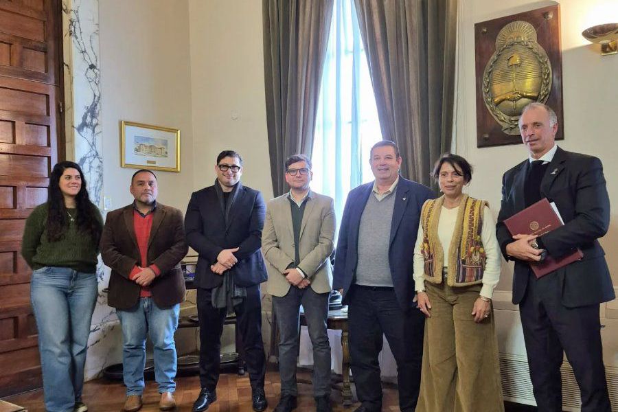 Firma de Convenio con UNL