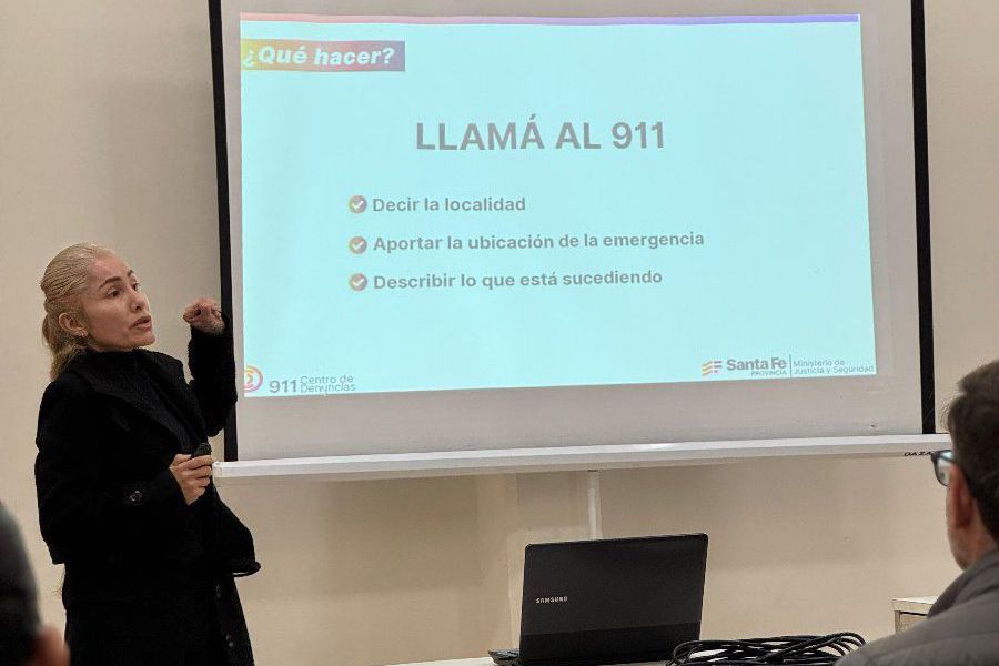 Charla informativa del 911