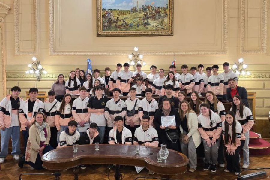 Jóvenes de Las Colonias en el Senado