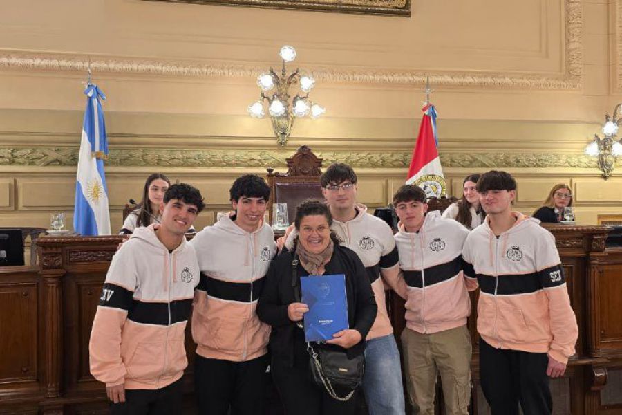 Jóvenes de Las Colonias en el Senado