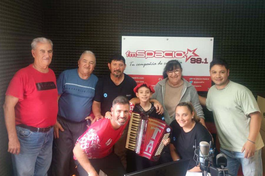 Thiago Almiron en FM Spacio
