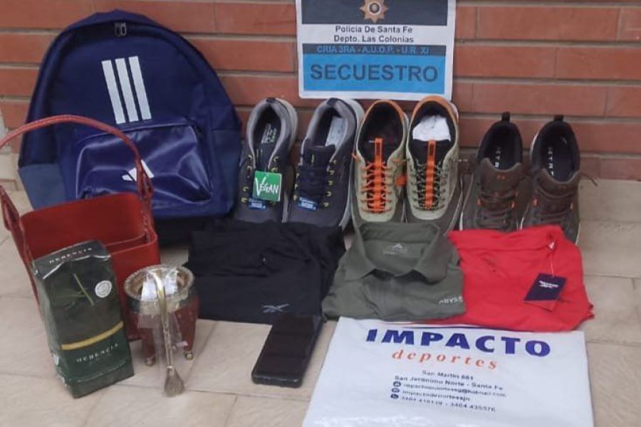 Elementos secuestrados por estafa - Foto URXI