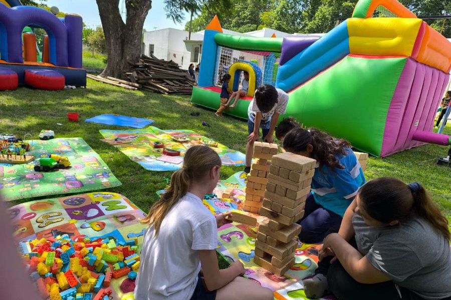 Un Recreo en Positivo pro Las Colonias