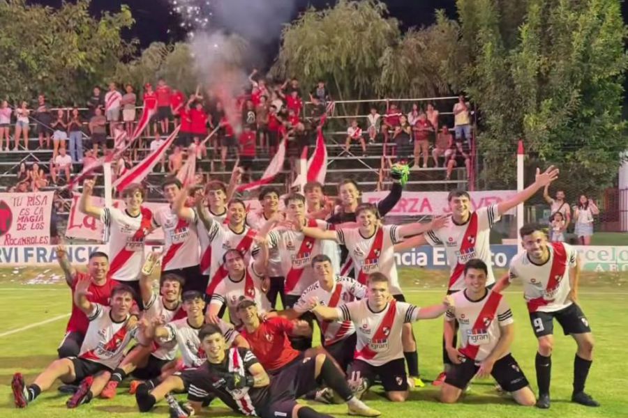 3LEF Clausura Tercera - CAF campeón