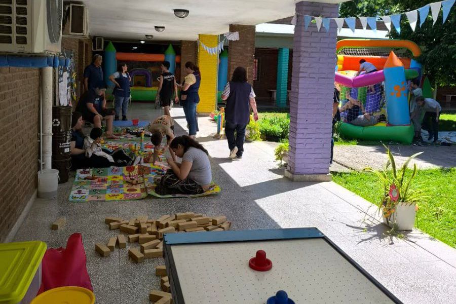 Un Recreo en Positivo pro Las Colonias