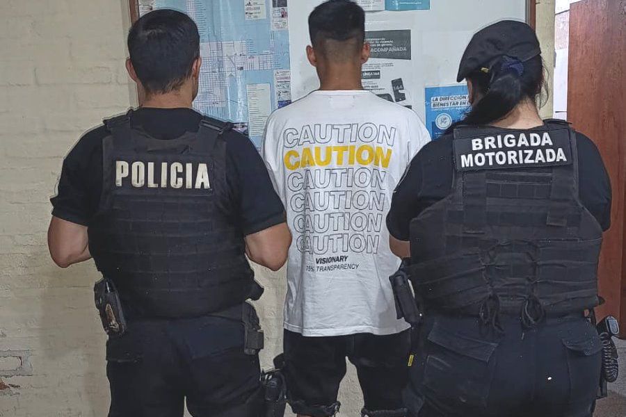 Detenido con estupefacientes en control vehicular - Foto URXI