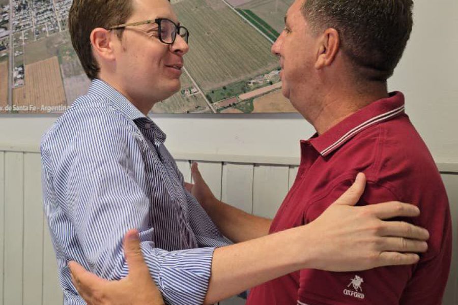 Quiroz y Pirola juntos por natatorio en Humboldt