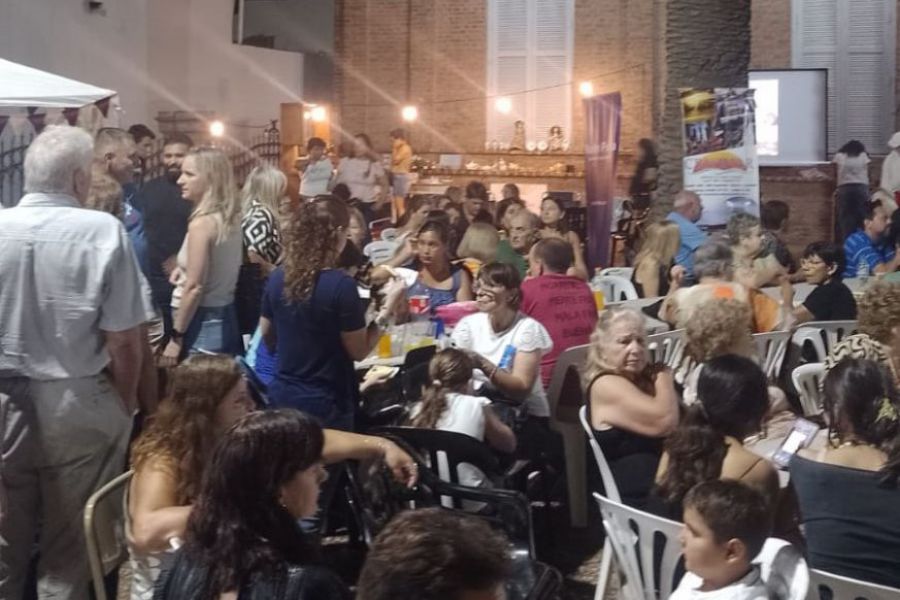 Peña Folklórica Los Sin Fin