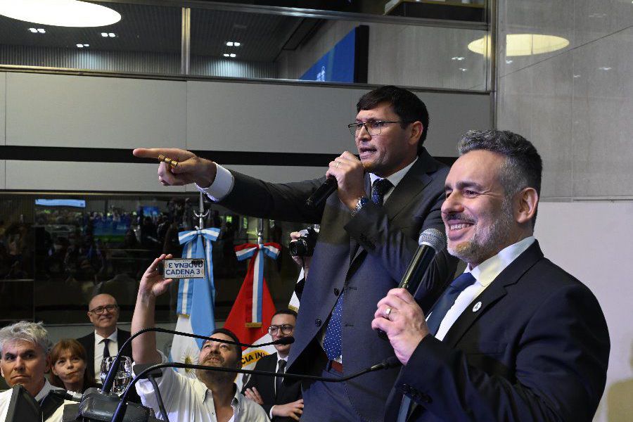 Remate de La Lehmann y Rosgan en Rosario