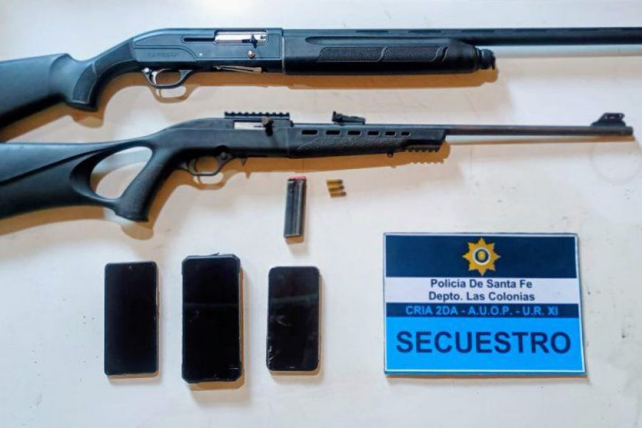 Secuestro de armas y celulares - Foto URXI