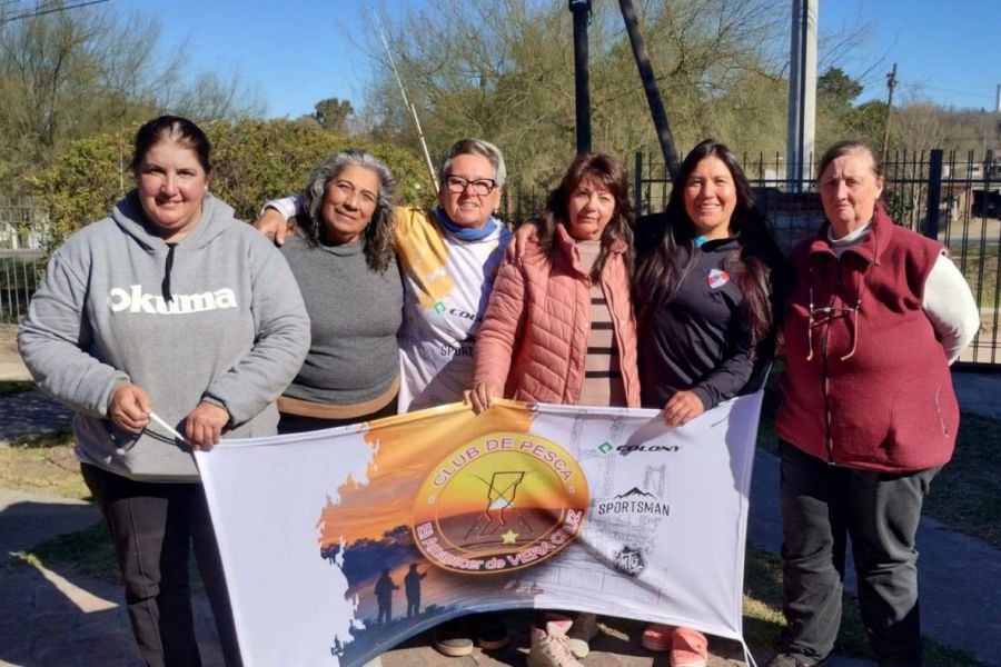 Gabriela Barrios en la pesca del Pejerrey en VCP