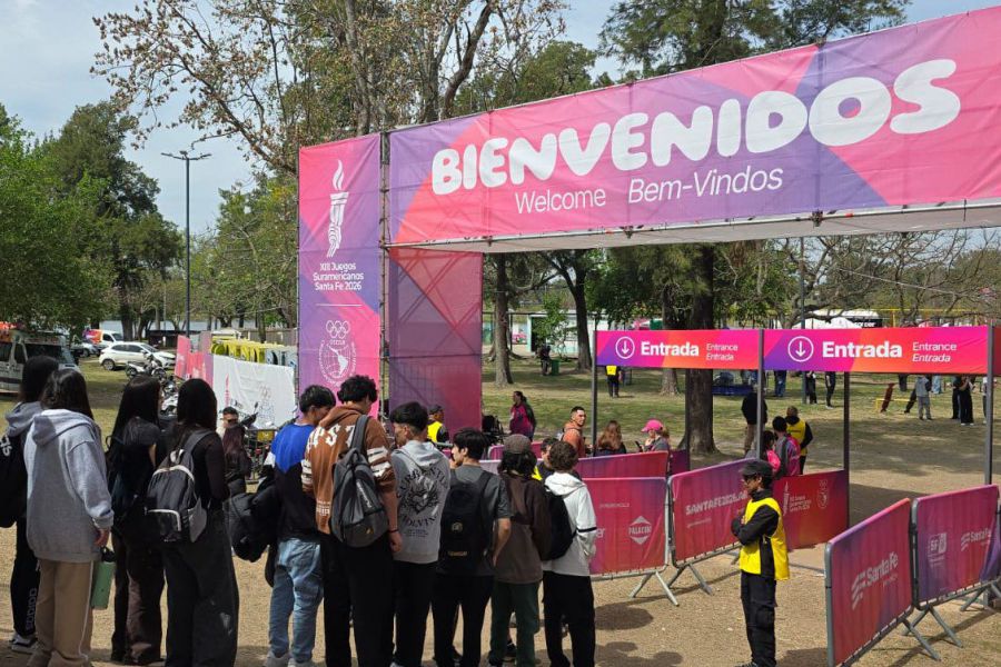 Estudiantes de Las Colonias en Juegos Suramericanos