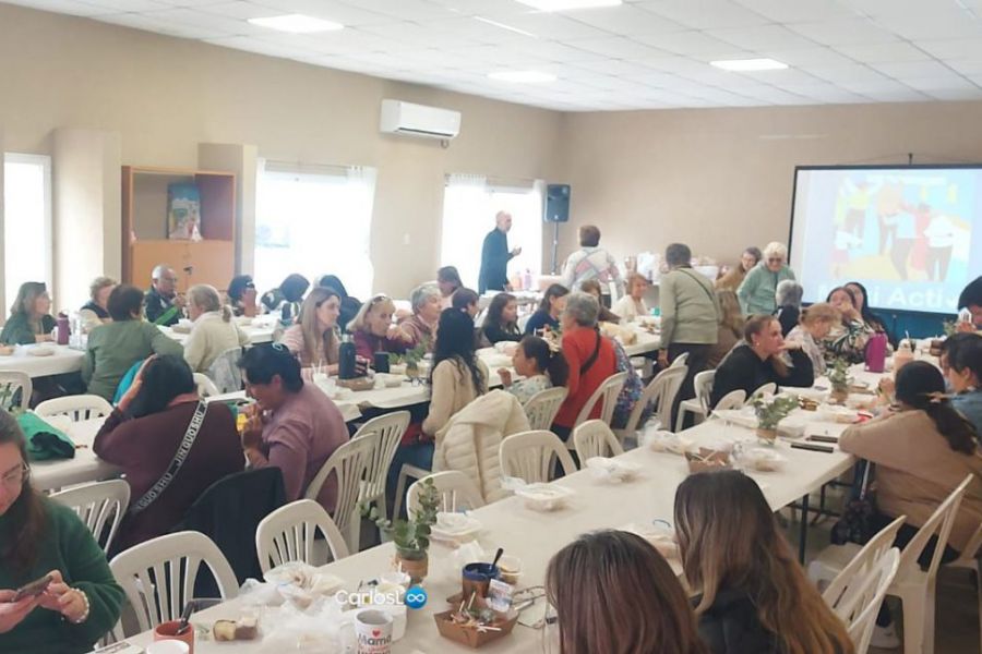 Musi Activa de Pirola por Las Colonias
