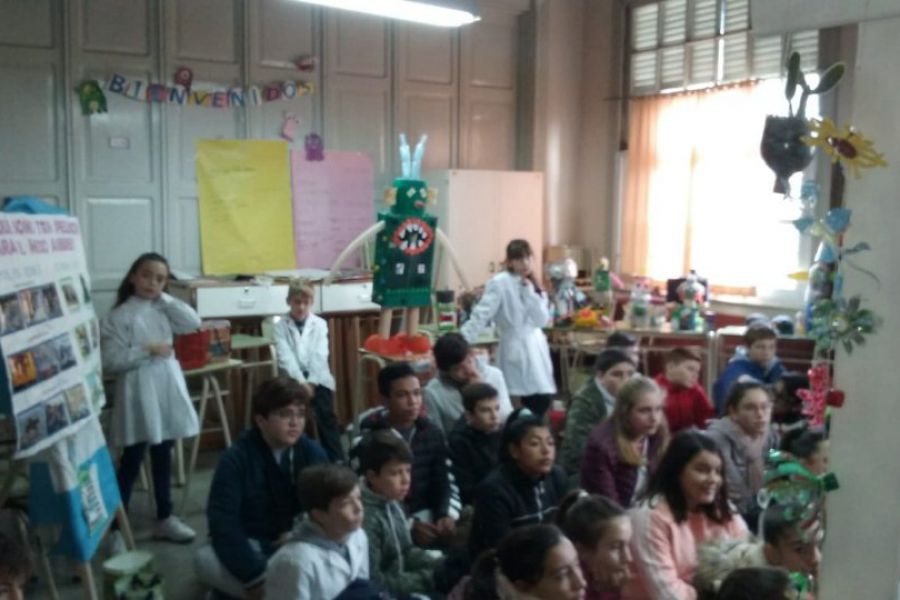 Feria de Ciencias y Tecnología en la Escuela N°321 | FM Spacio 98.1 ...