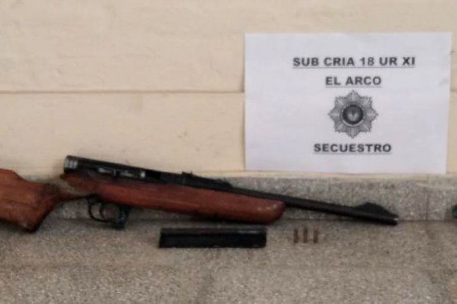 Secuestro preventivo por armas de fuego FM Spacio 98.1 Franck